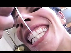 Oral cumshot Vicky from 1fuckdatecom